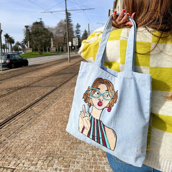 natural fabric choupette tote bag with girl figure design baboochic.com